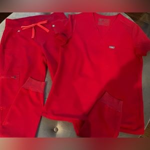 FIGS SCRUB SET—POP RED—Like New!! XS/XXS